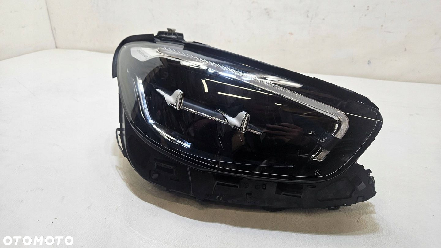 LAMPA PRAWA PRZÓD MERCEDES E-KLASA W213 LIFT 213 FULL LED A2139067609 - 2