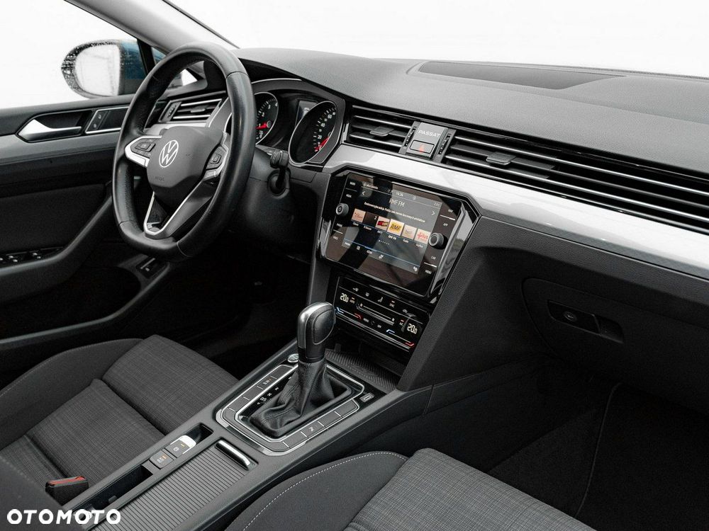 Volkswagen Passat 1.5 TSI EVO Business DSG - 33