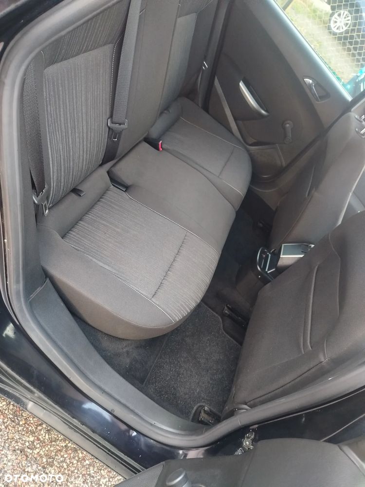Opel Astra - 11