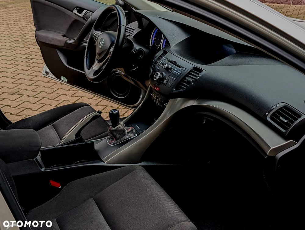 Honda Accord - 36