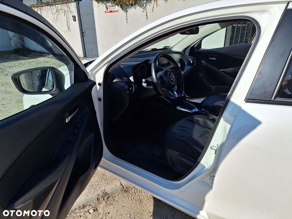 Mazda 2 1.5 Skyenergy - 12