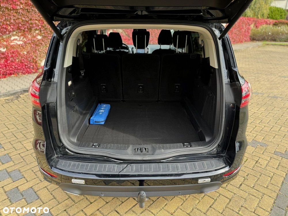 Ford S-Max 2.0 EcoBlue Titanium - 34