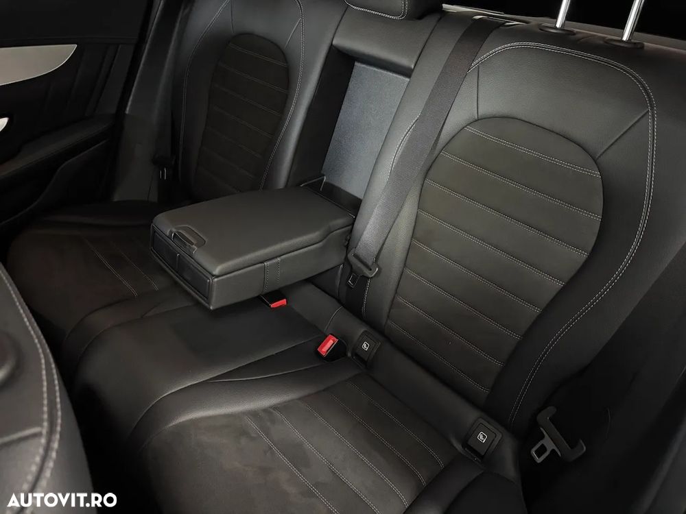 Mercedes-Benz GLC 300 e 4MATIC - 23