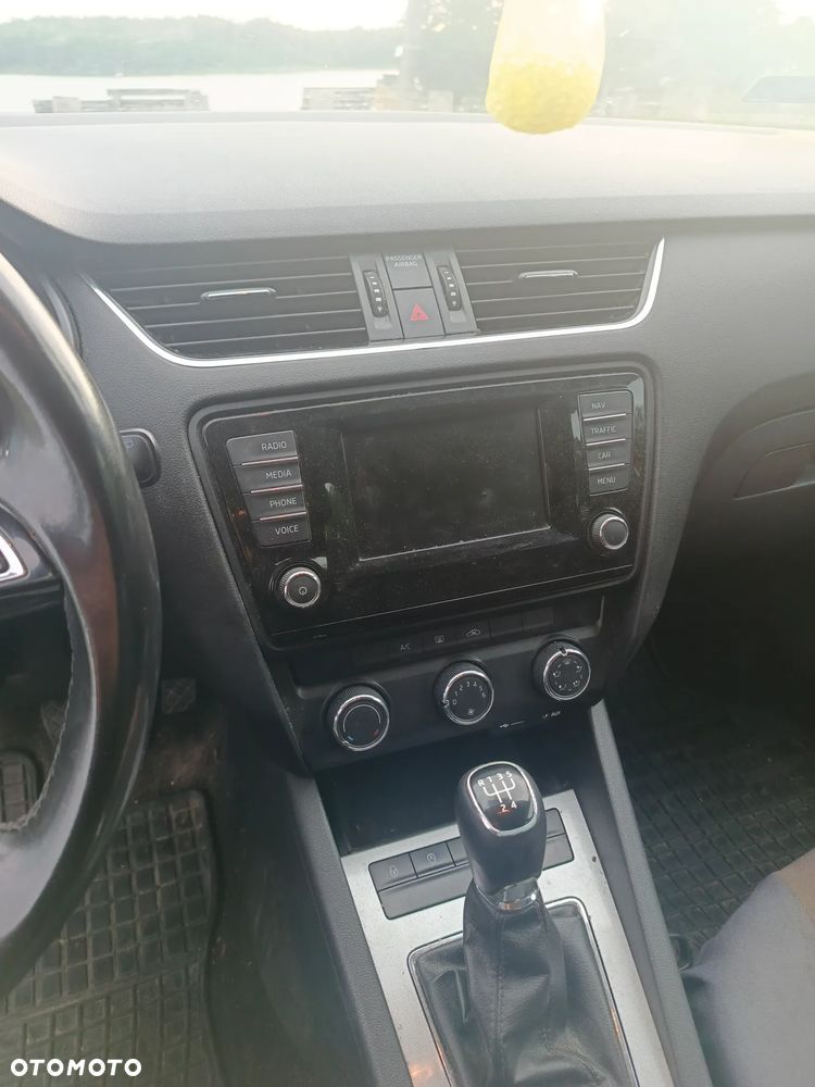 Skoda Octavia 1.6 TDI Ambition - 2