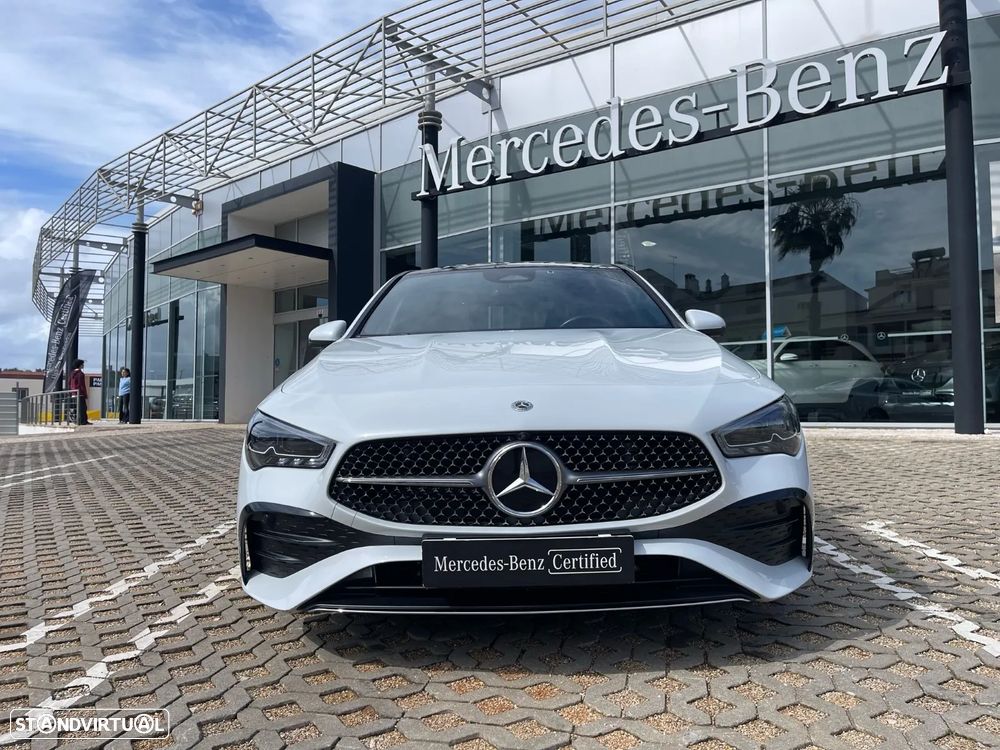 Mercedes-Benz CLA 200 7G-DCT AMG Line - 11