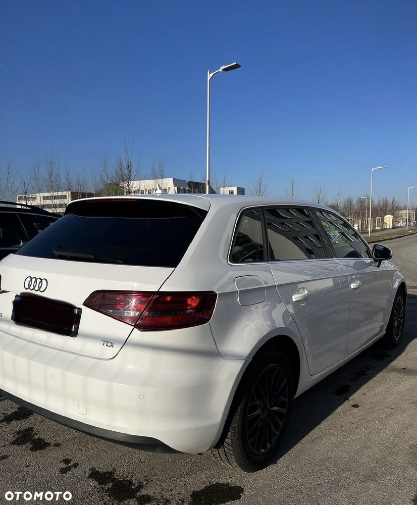 Audi A3 Sportback 2016 photo 2