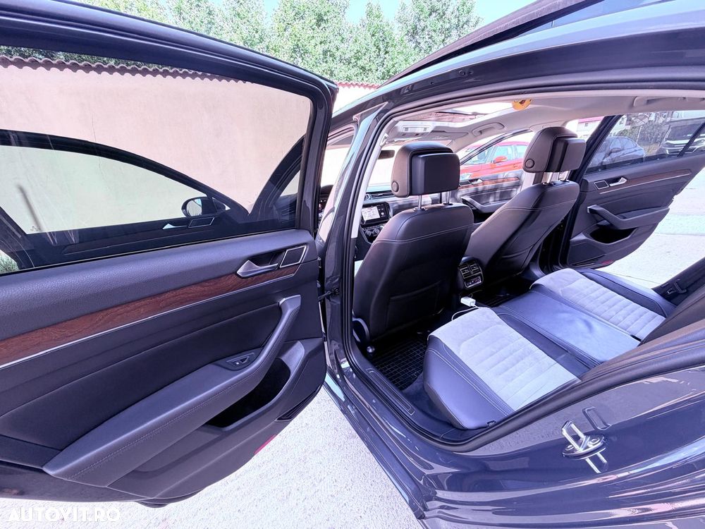 Volkswagen Passat 2.0 TDI DSG Highline - 18