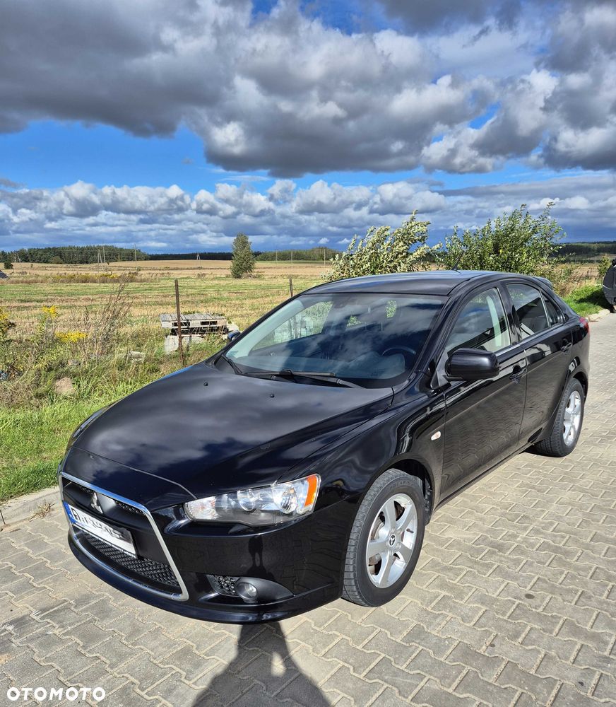 Mitsubishi Lancer - 2