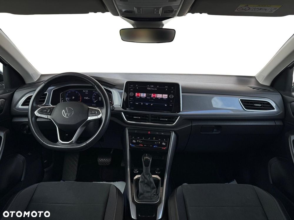 Volkswagen T-Roc - 8