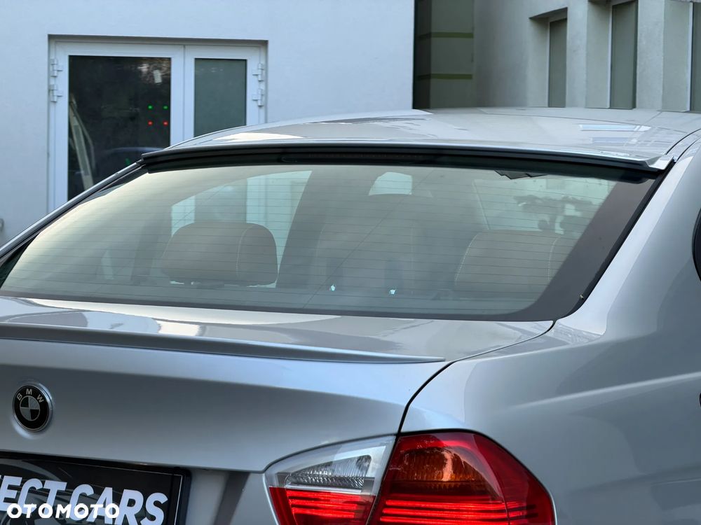 BMW Seria 3 320d - 11