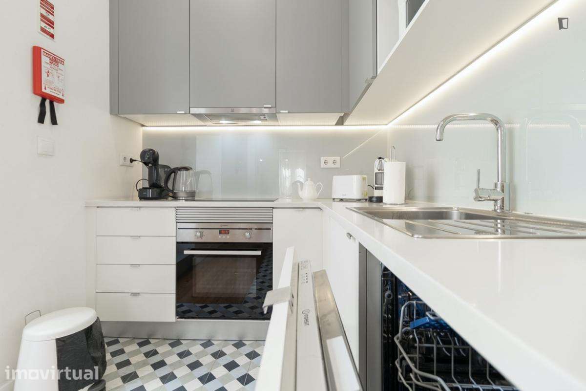 Apartamento com 2 quartos - localizado em Graça Lisbon - Grande imagem: 3/41