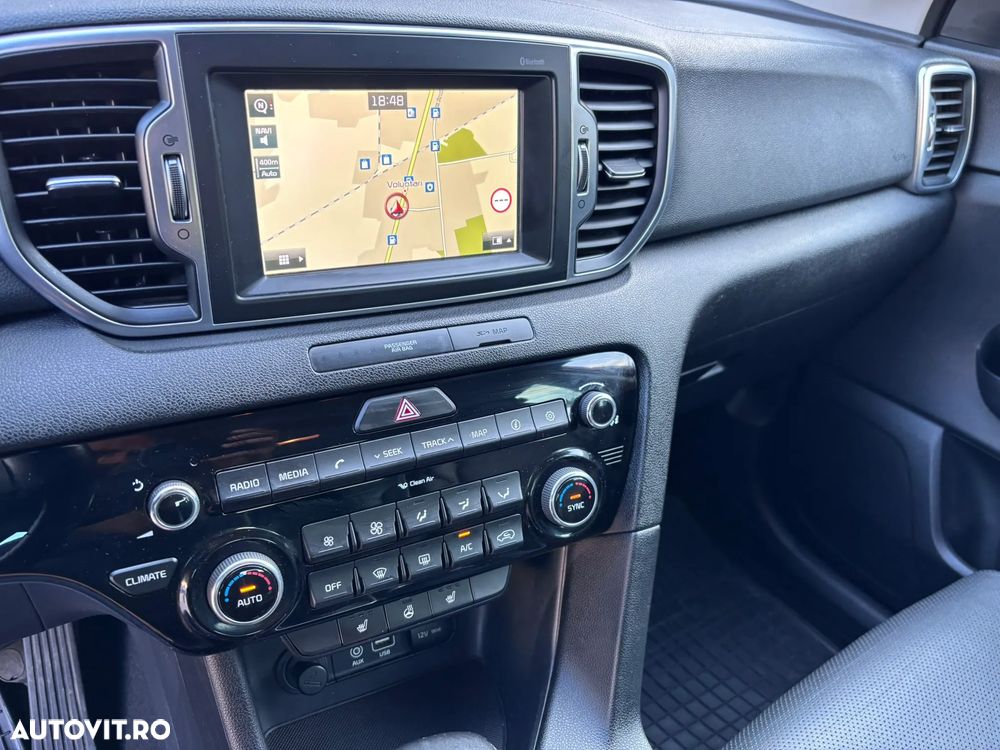 Kia Sportage 2.0 DSL HP 6AT 4x4 Style - 24