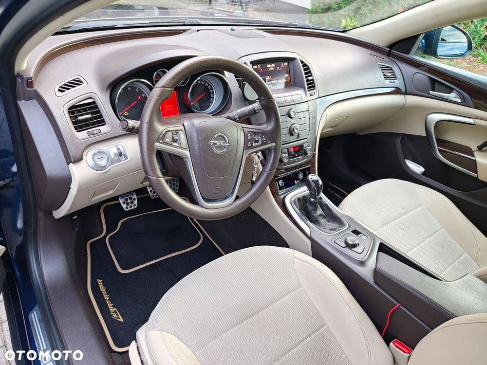 Opel Insignia - 14