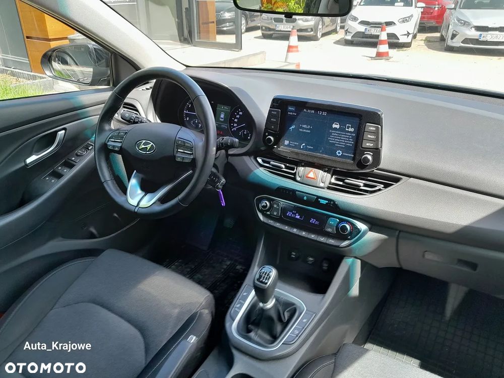 Hyundai i30 1.5 DPI Smart - 10