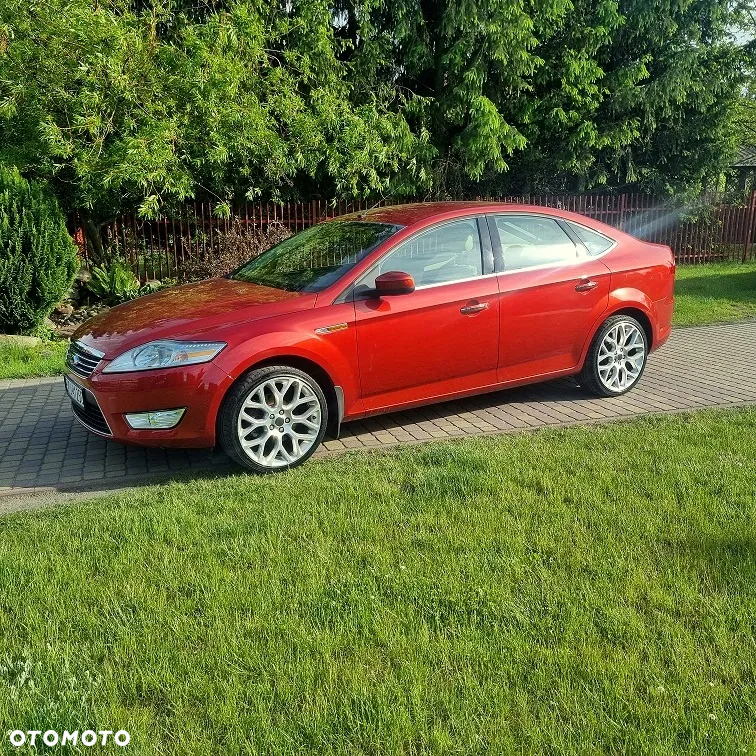 Ford Mondeo 2.5 Ghia - 11