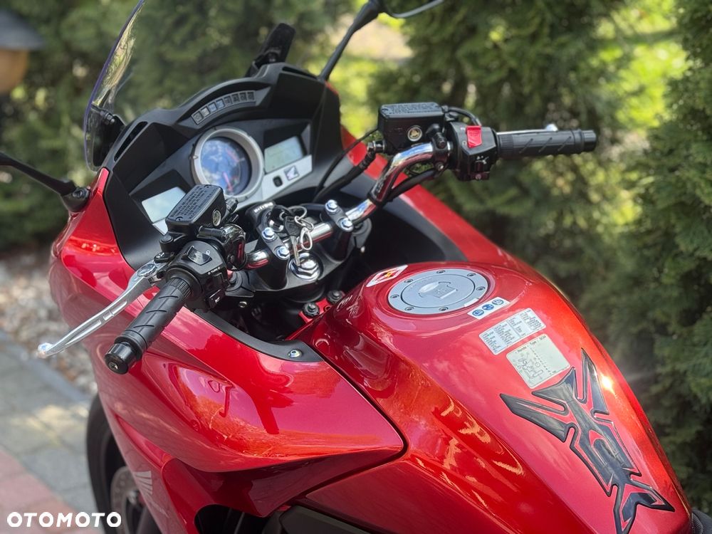Honda CBF - 15