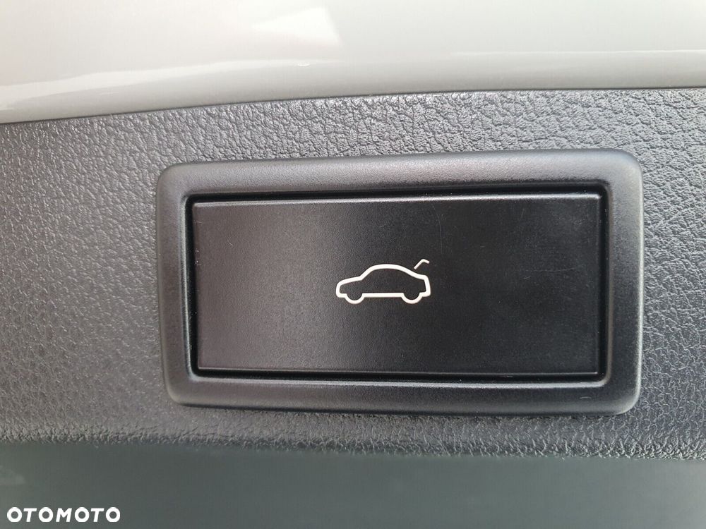 Skoda Octavia 2.0 TSI RS DSG - 31