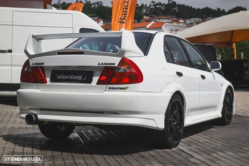 Mitsubishi Lancer - 11