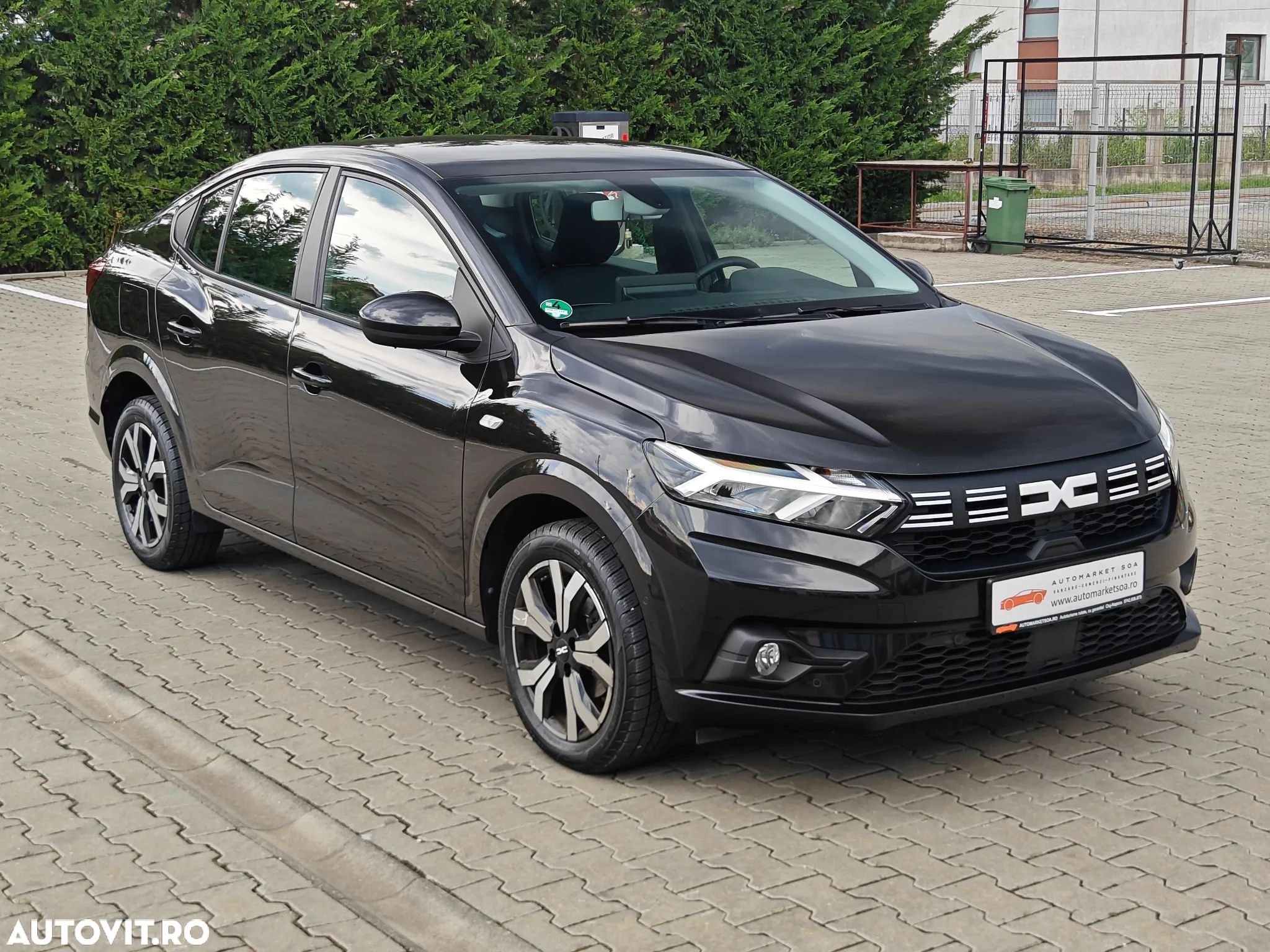 Dacia Logan TCe 90 CVT Prestige - 1