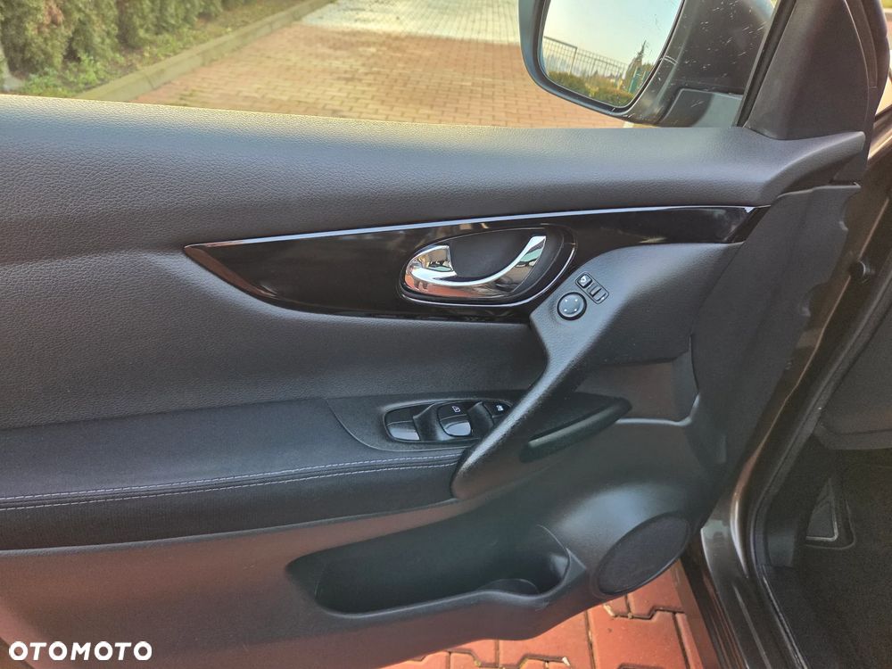 Nissan Qashqai 1.2 DIG-T TEKNA+ - 15