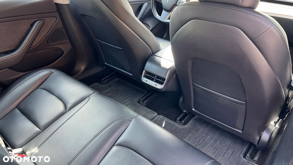 Tesla Model 3 Langstreckenbatterie Allradantrieb Dual Motor Performance - 12