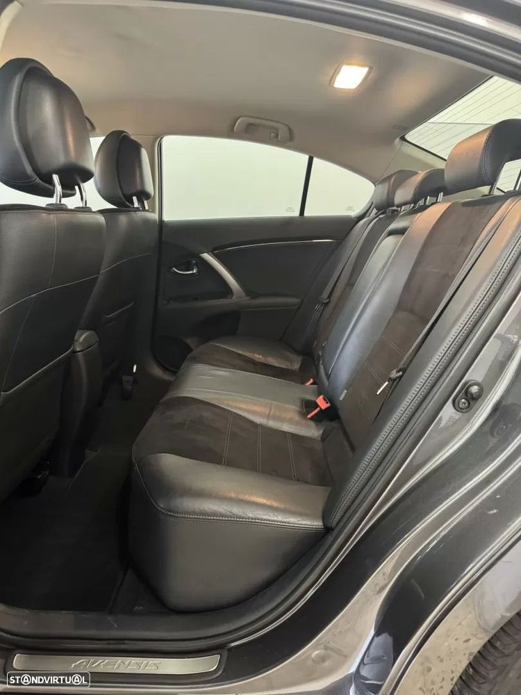 Toyota Avensis SD 2.0 D-4D Exclusive +Navi - 7