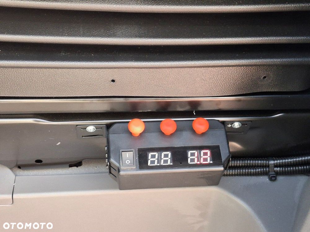 Volkswagen Crafter - 18