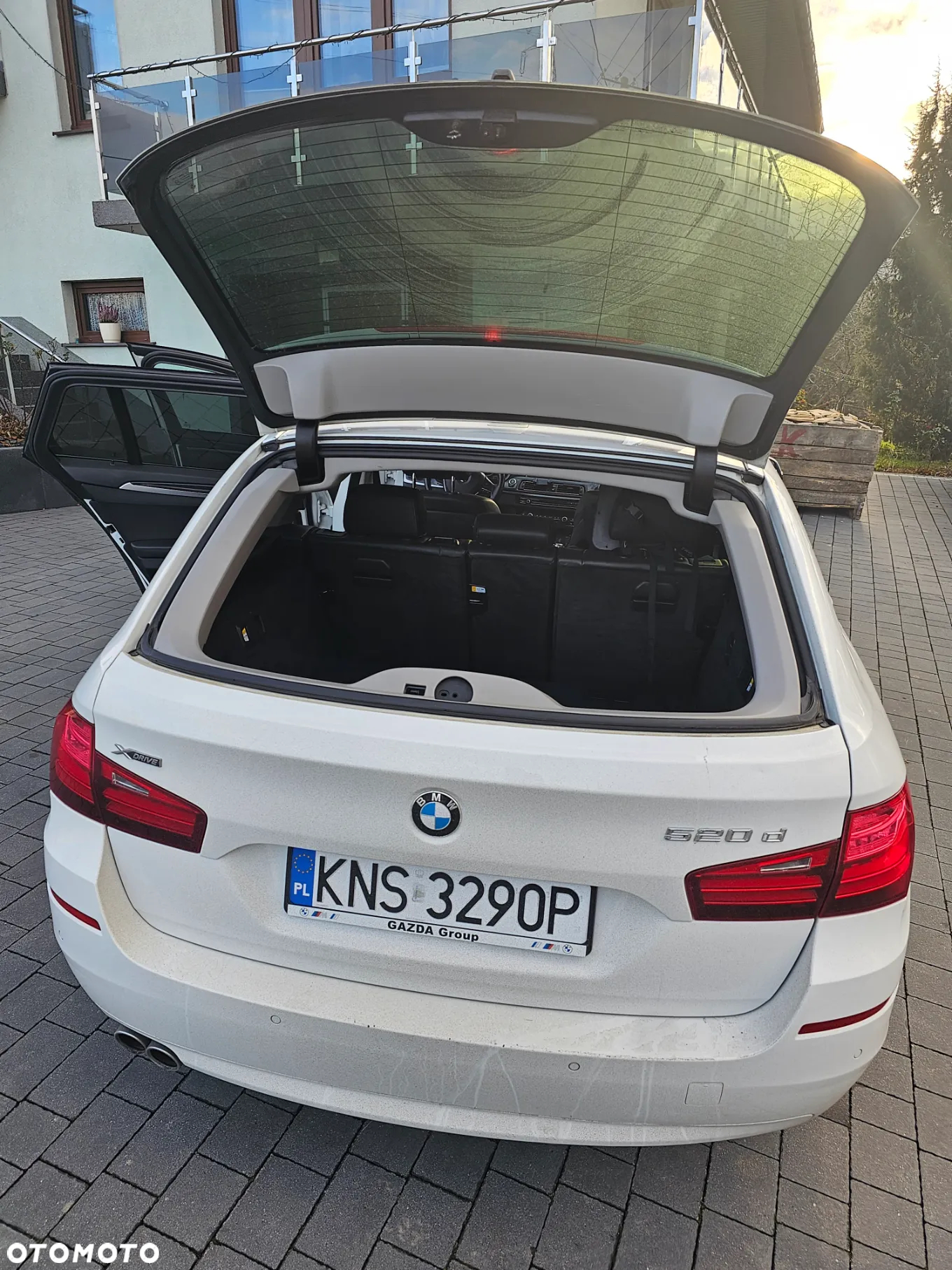 BMW Seria 5 520d xDrive Touring - 15