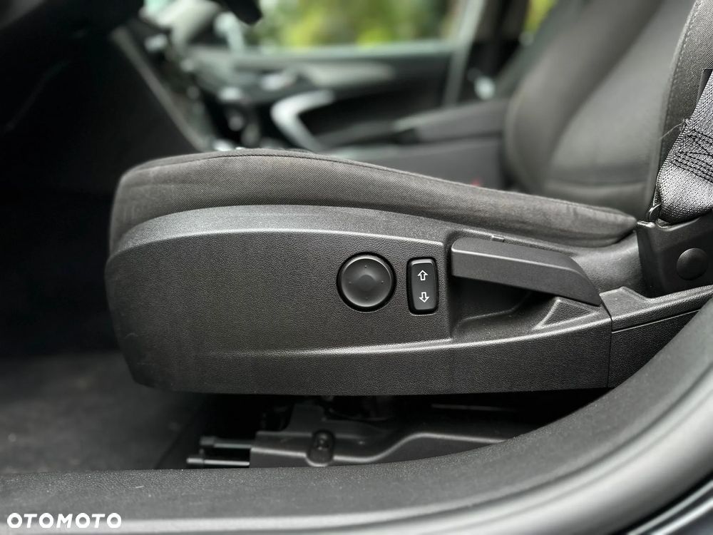 Opel Insignia 1.6 CDTI Sports Tourer Selection - 19