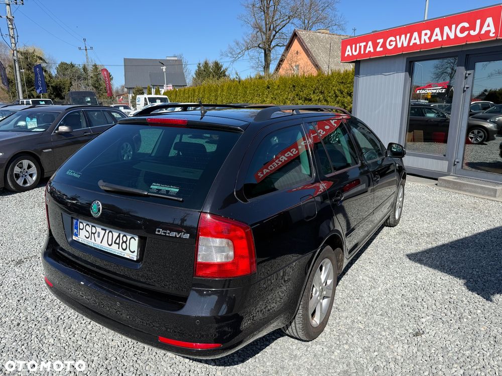 Skoda Octavia 1.8 TSI Family Plus - 16