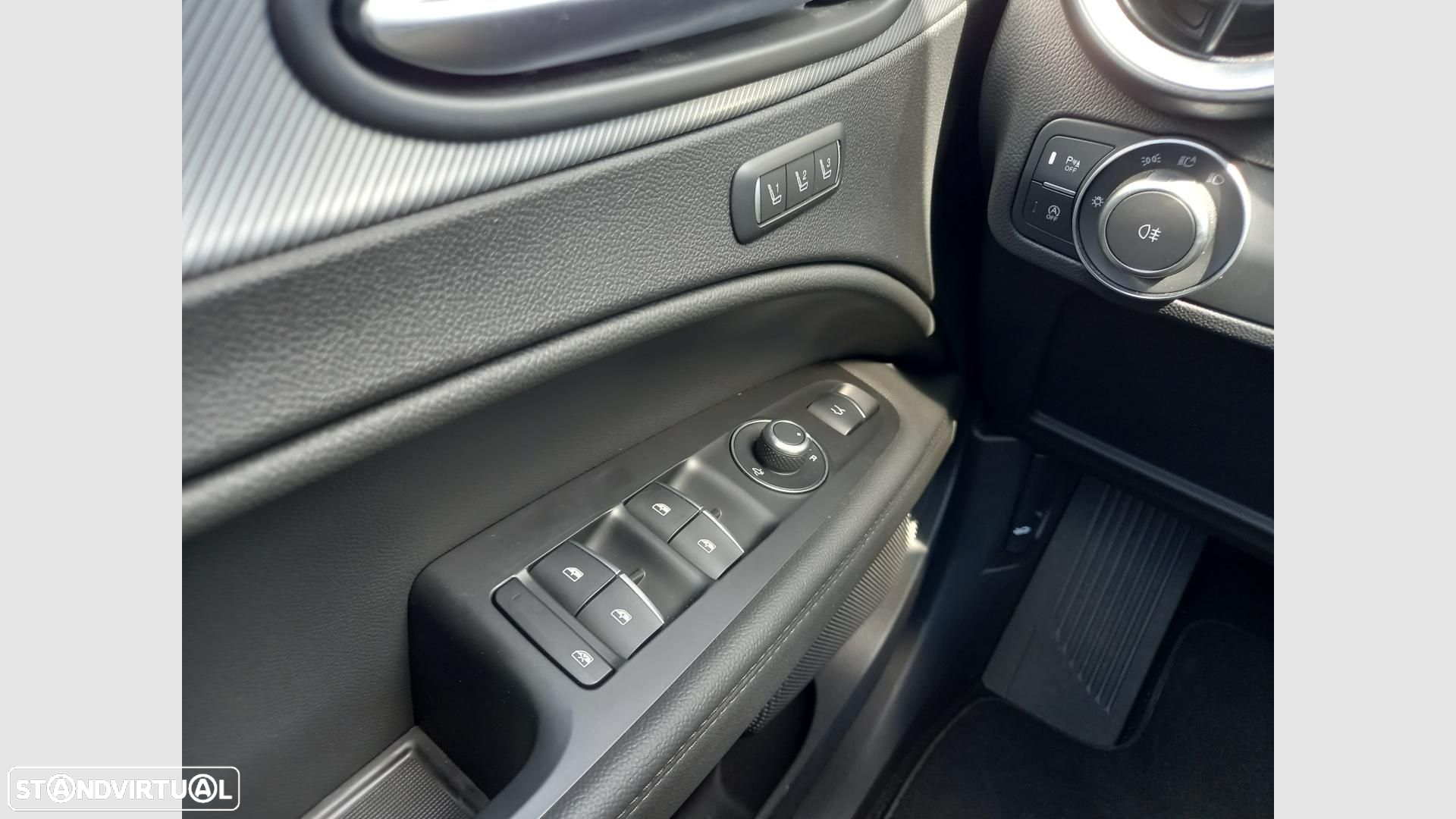 Alfa Romeo Stelvio 2.2 D Sprint Q4 AT8 - 25