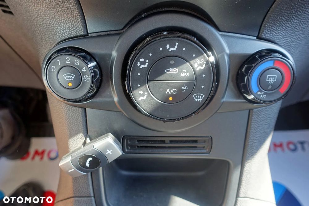 Ford Fiesta 1.0 EcoBoost Trend ASS - 19