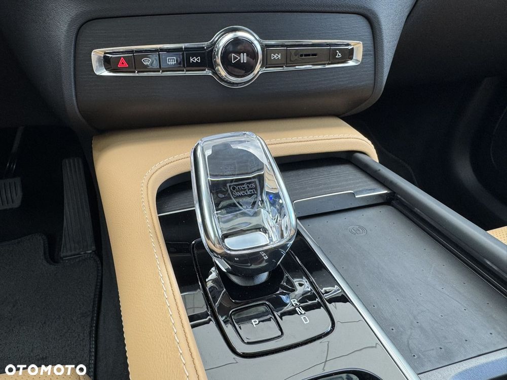 Volvo XC 90 - 24