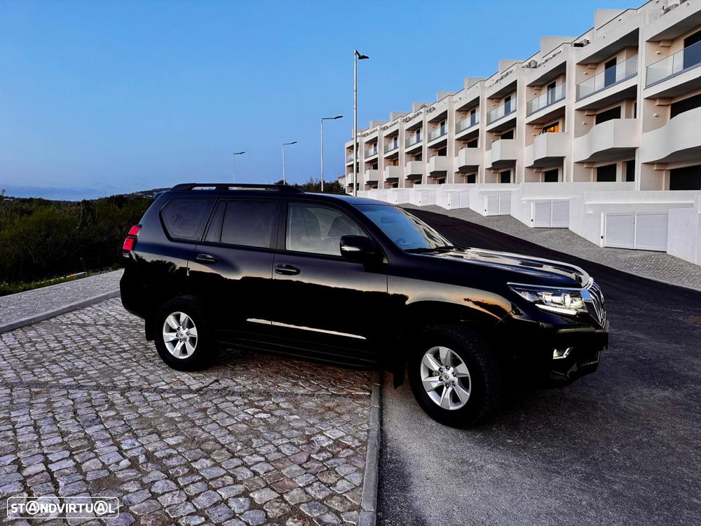 Toyota Land Cruiser 2.8 D-4D Auto Executive - 6
