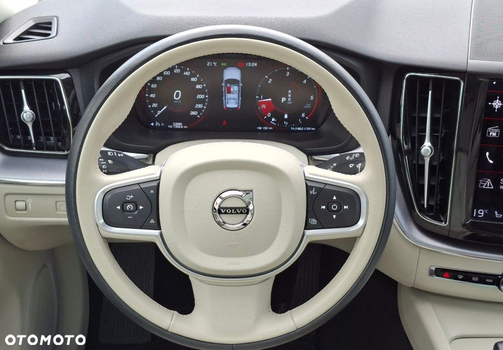 Volvo XC 60 - 28