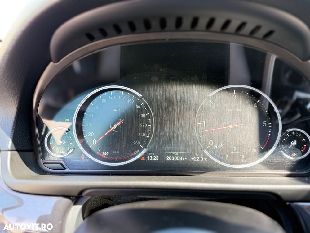 BMW Seria 5 530d xDrive Aut. - 17