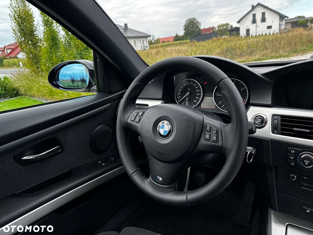 BMW Seria 3 320d - 28