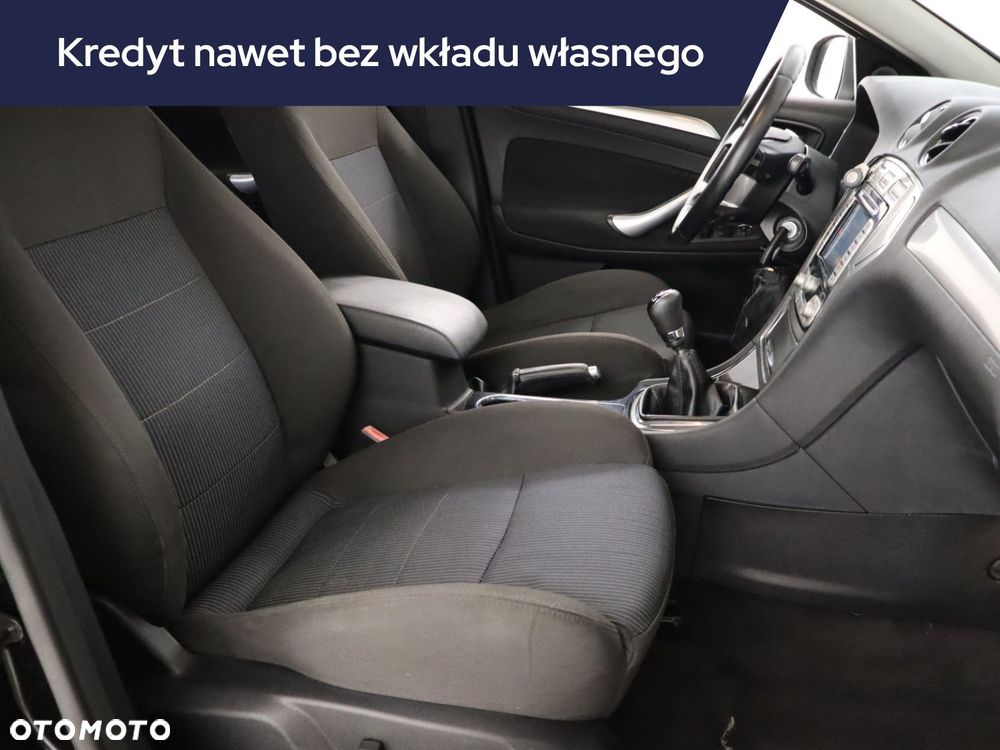 Ford Mondeo SW - 11