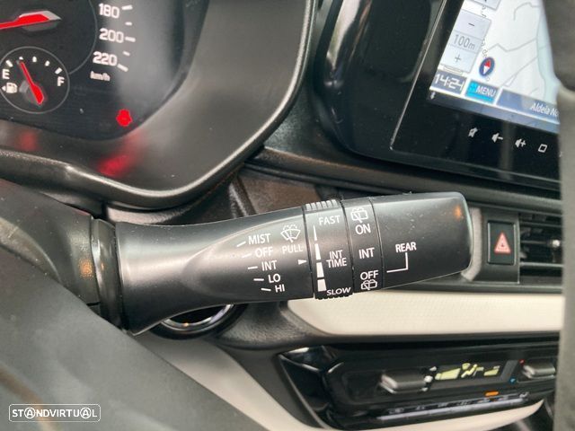 Suzuki Swift 1.2 Dualjet Hybrid MT Club - 21