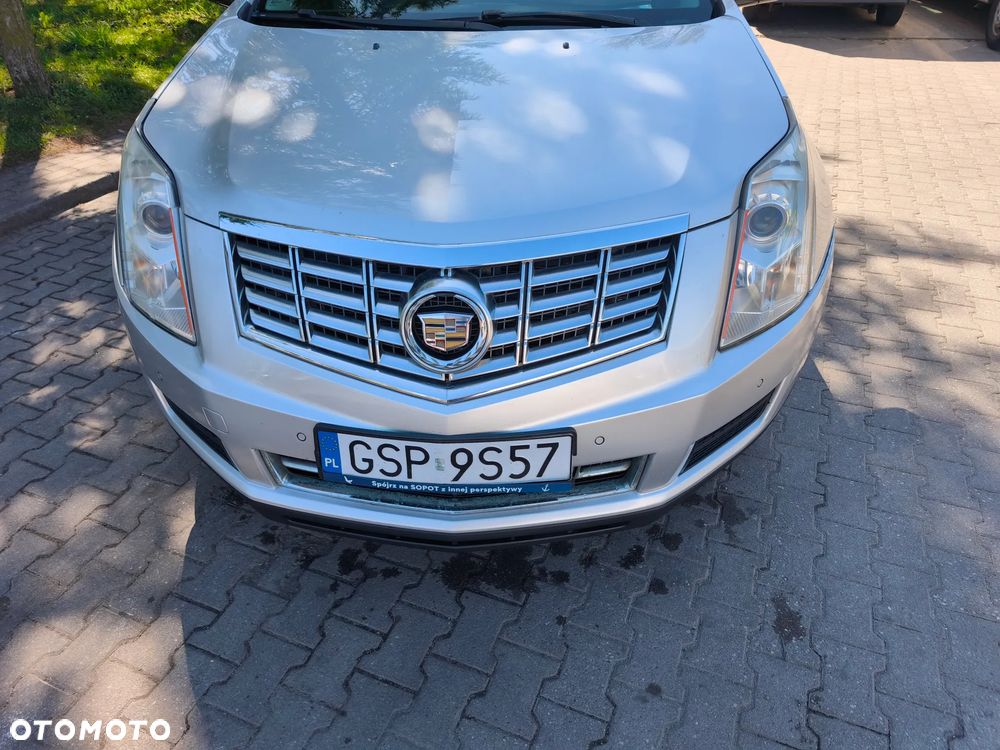 Cadillac SRX - 2