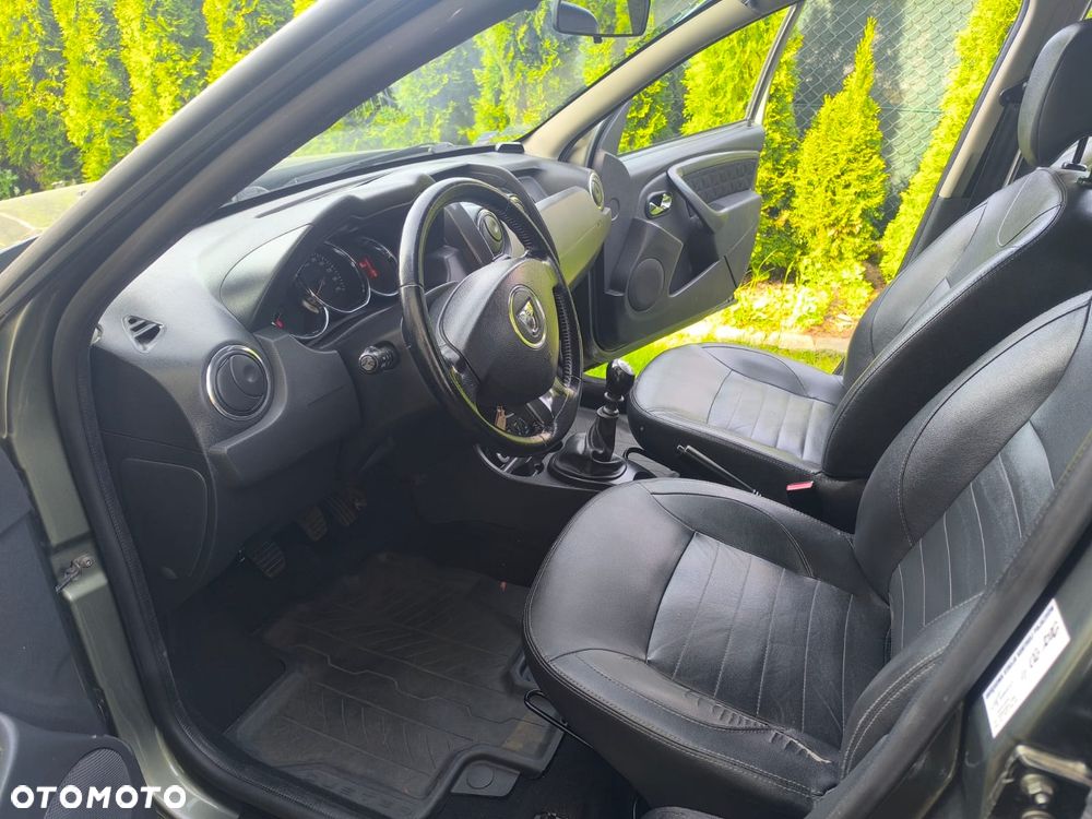 Dacia Duster 1.6 Ambiance 4x4 - 11