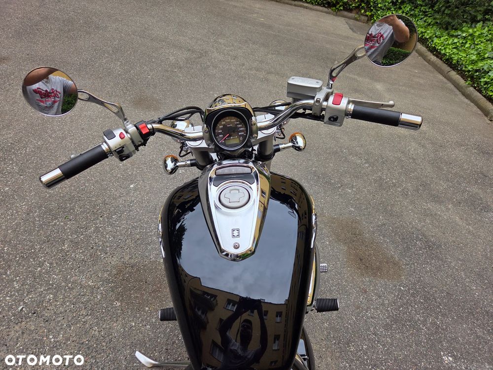 Suzuki VZ - 3