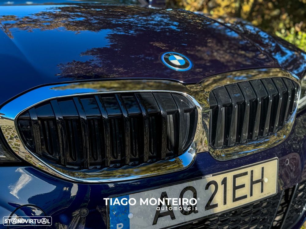 BMW 320 e Pack M Auto - 37