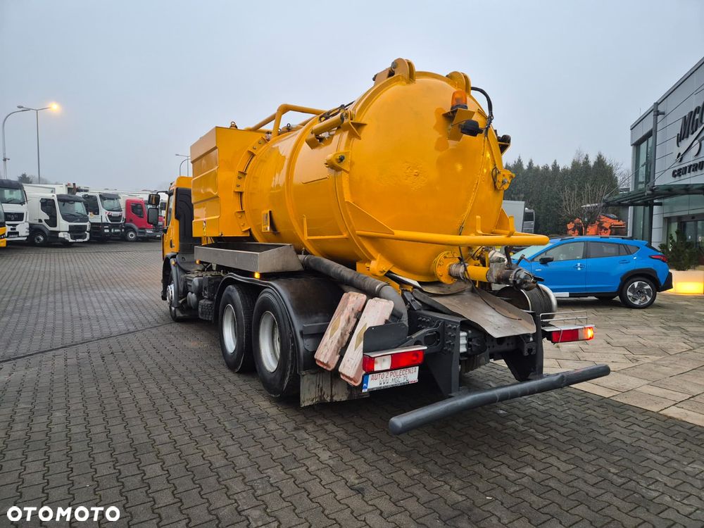 Renault PREMIUM DXI LANDER D 370 / WÓŻ ASENIZACYJNY / 12M3 / 3M3 WODA / WUKO / POMPY JUROP / JEDEN WŁAŚCICIEL / EURO 4 / SERWISOWANY / MOCNA POMPA / ADR - 13