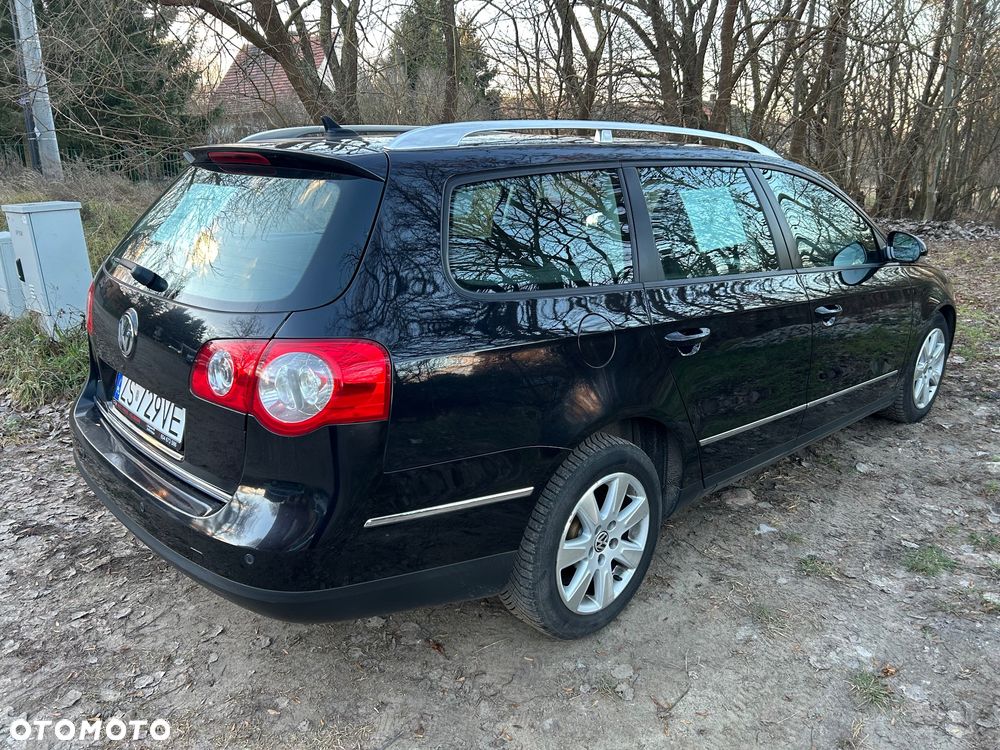 Volkswagen Passat 2.0 TDI DPF BlueMotion Technology Trendline - 8