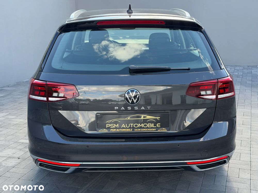 Volkswagen Passat 2.0 TDI EVO Elegance - 10