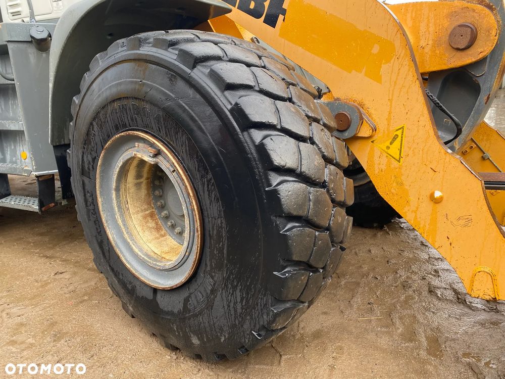 Liebherr L566, 2015 ROK, 11000 MTH, OPONY 70% DOBRE, Z NIEMIEC - 22