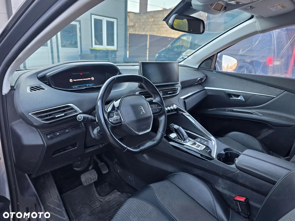 Peugeot 5008 BlueHDi 130 EAT8 Allure - 15