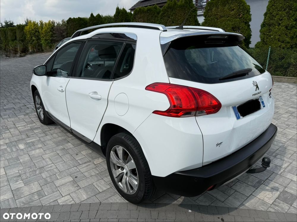 Peugeot 2008 PureTech 110 Stop&Start EAT6 Allure - 3