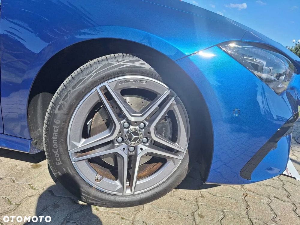 Mercedes-Benz CLA 200 AMG Line 7G-DCT - 12